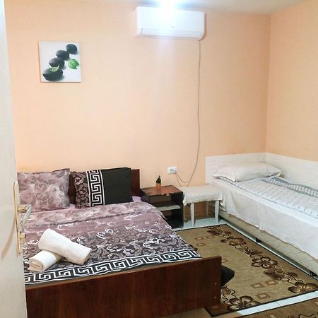 Guest House Emiliya Ovchartsi  Zewnętrze zdjęcie