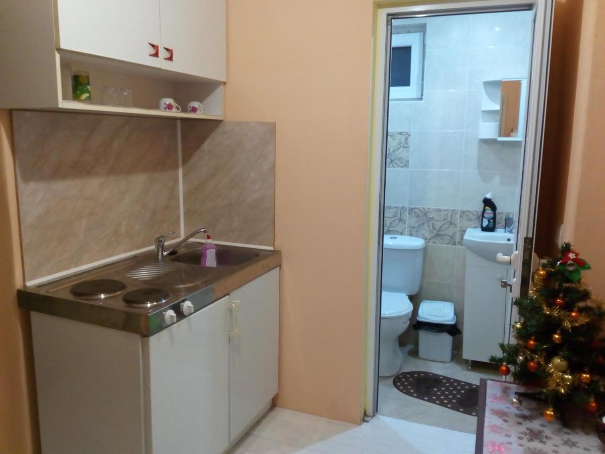 Guest House Emiliya Ovchartsi  Zewnętrze zdjęcie